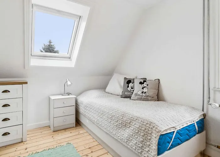 Cozy With Lots Of Charm Villa