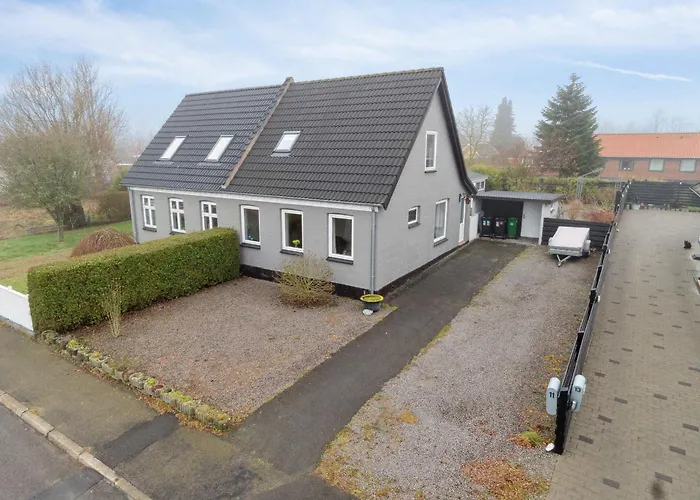 Cozy With Lots Of Charm